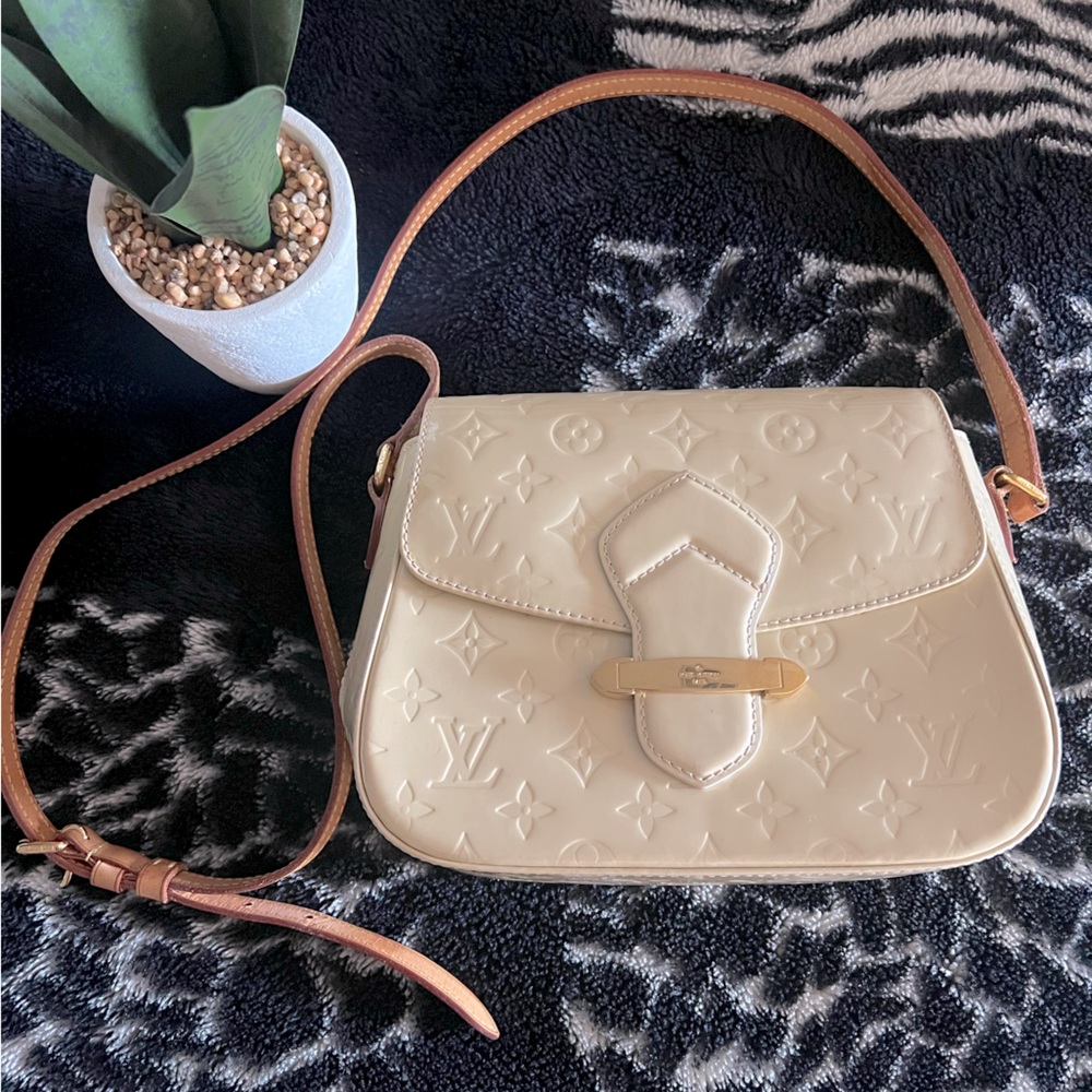 💯Authentic Preloved Louis Vuitton Bellflower Pm Vernis